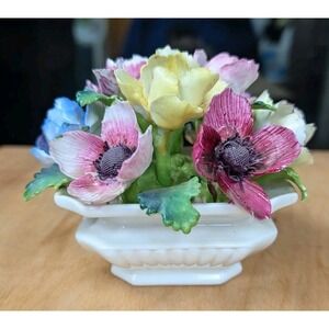 Staffordshire England Fine Bone China 5 X 4 Flowers in a Vase